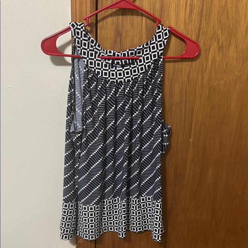 Geometric Black and White Women's Top